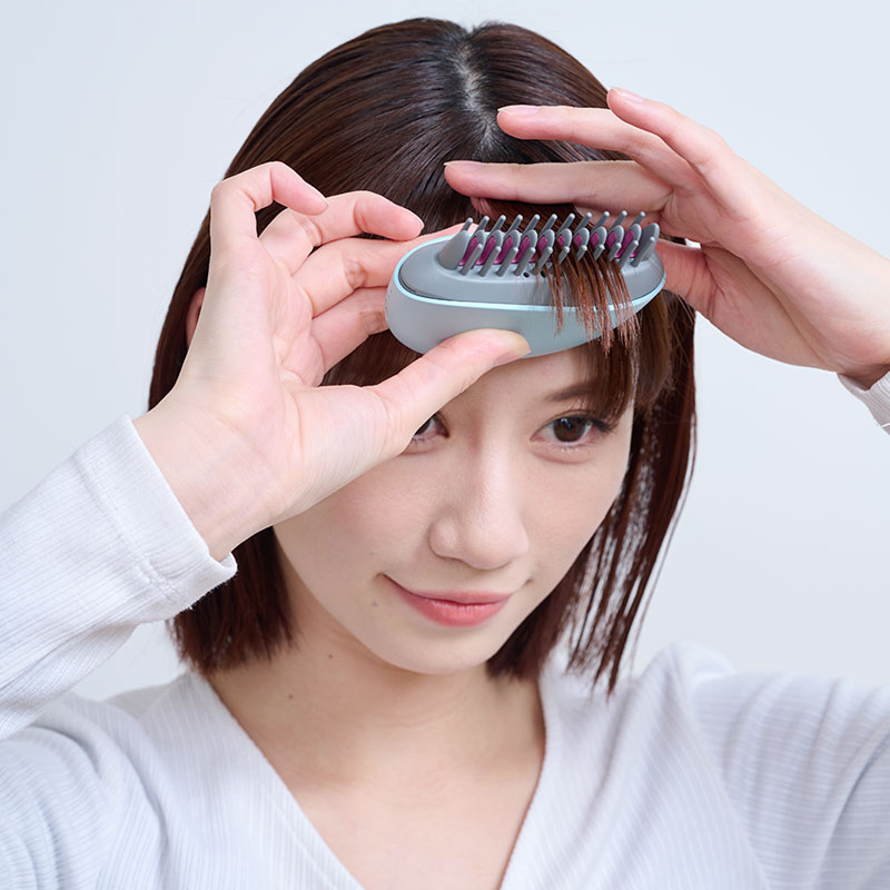 イコエル イオンコームアイロン【期間限定価格】(ペールアクア): 美容