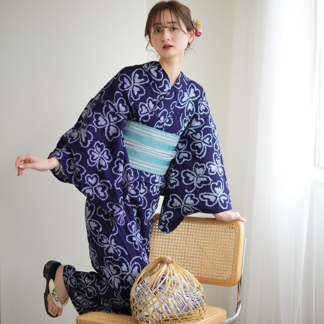 utatane 有松絞り 浴衣3点セット ( ゆかた・帯・下駄 ) 藍色に隠れる四