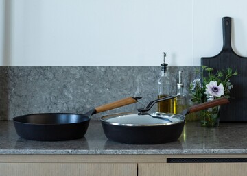 I00002748gallery24042210r1387_