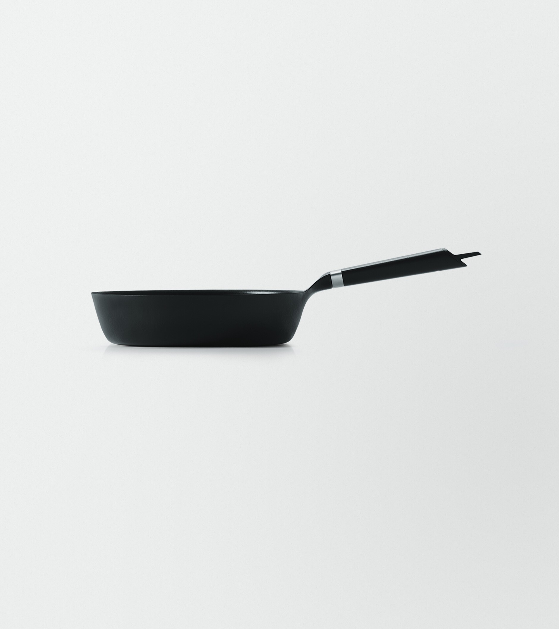 オーブンセーフスキレット 24cm DEEP[メタルハンドル］ | バーミキュラ