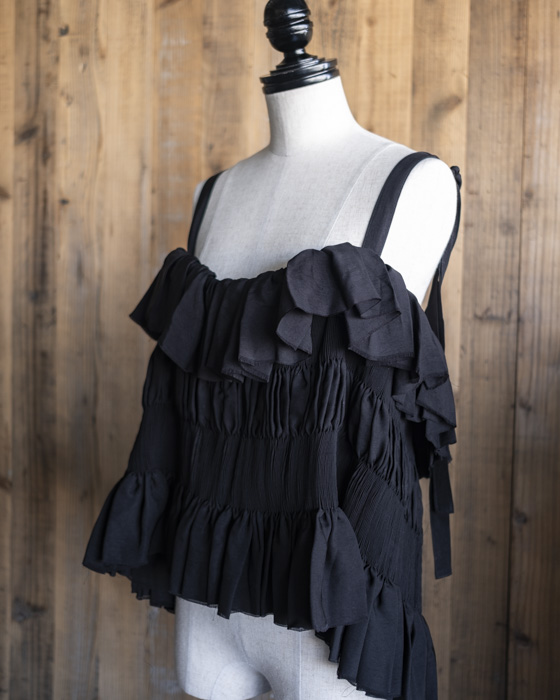 VONIQUE / RENATA BRENHA ''BABADO TOP'' (BLACK)