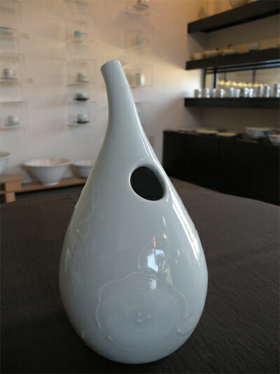 楽天市場】【砥部焼】イッチン 椿ぐいのみ 木箱入り【陶彩窯】花柄