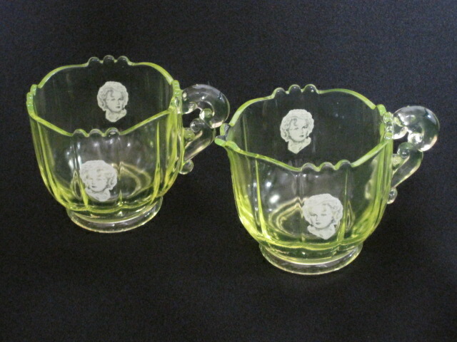 楽天市場】【オールド・バカラ】【ウランガラス】 黄色いウランガラス