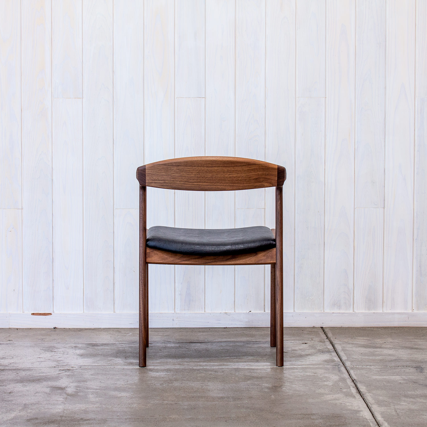 ユナ セミアームチェア | シキファニチア(SIKI) | リグナテラス東京