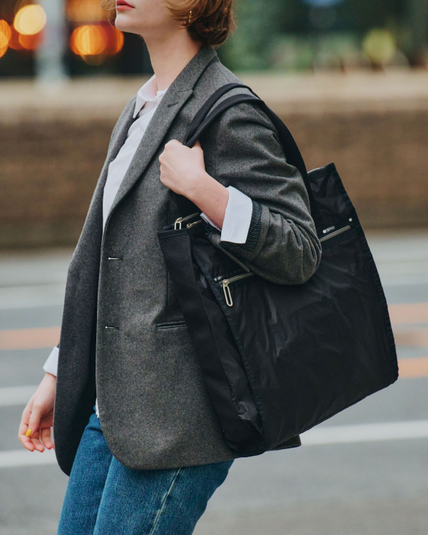 超軽量シリーズ「エッセンシャルコレクション」2024年春の新作が登場