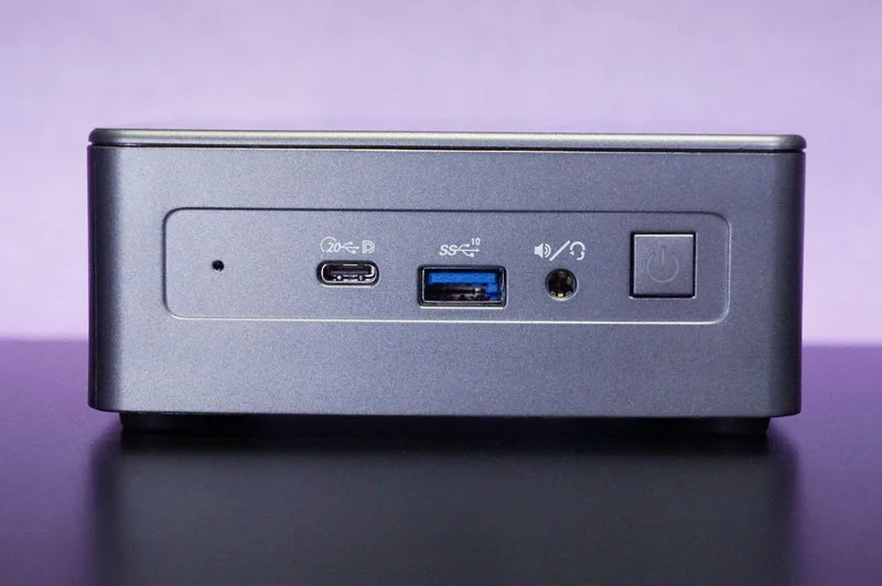 超小型ミニPC GEEKOM Mini IT11のレビュー！i7-11390H/32GB/1TBで液晶