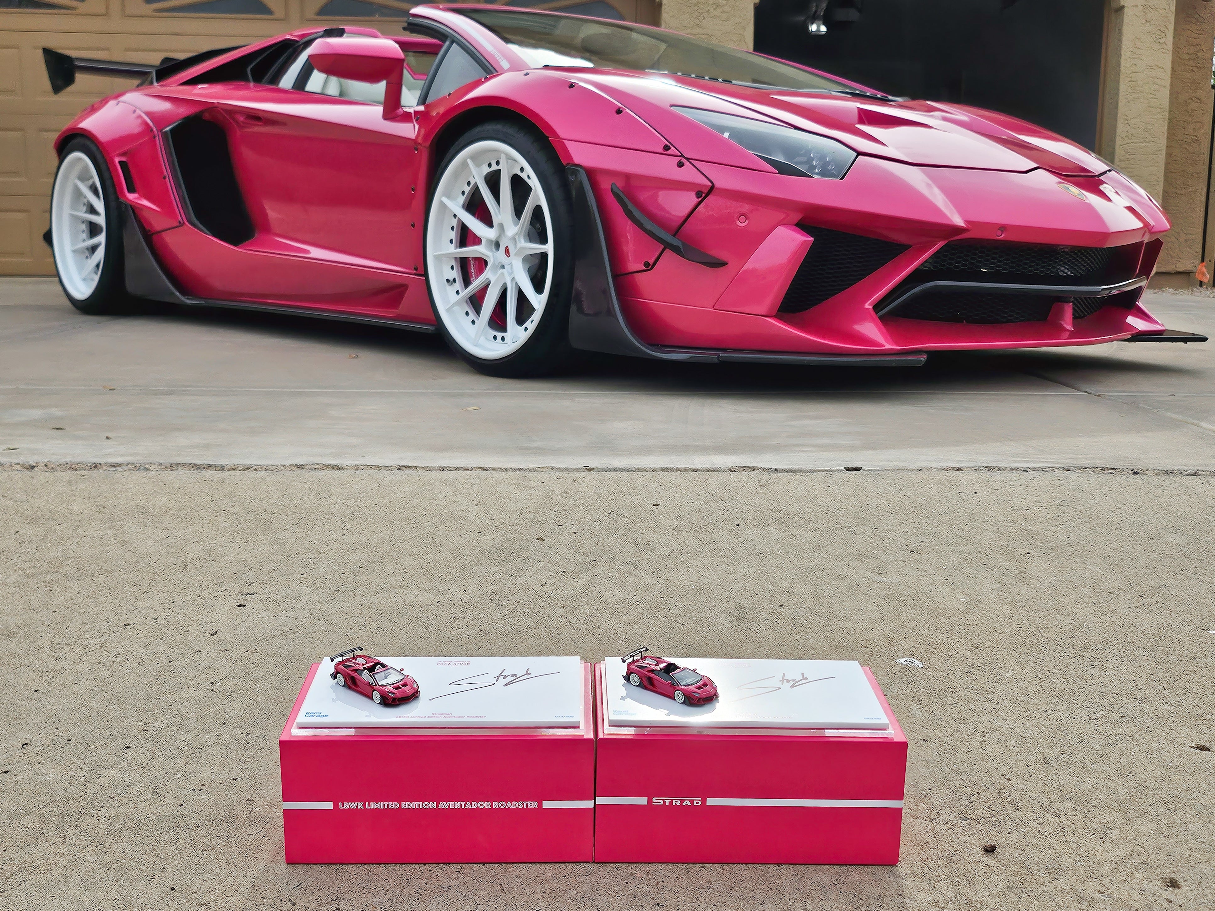 Kami Garage x Stradman 1:64 LBWK Aventador Roadster Limited