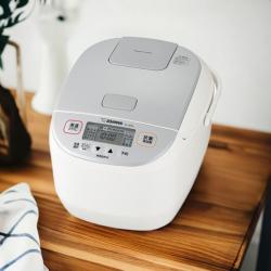 象印 マイコン炊飯器 極め炊き 黒厚釜 NL-DB10-WA ホワイト [5.5合炊き