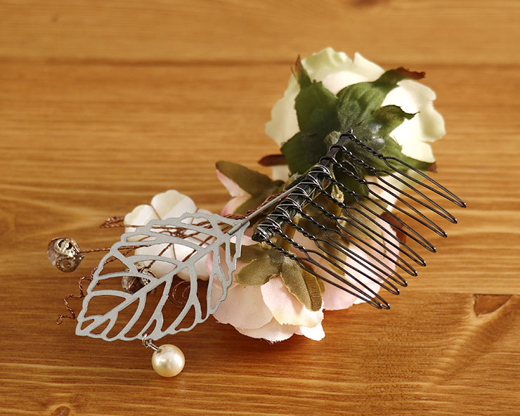 夢がたり」髪飾り（コーム） - ミニバラブーケ（薄グリーン×薄ピンク