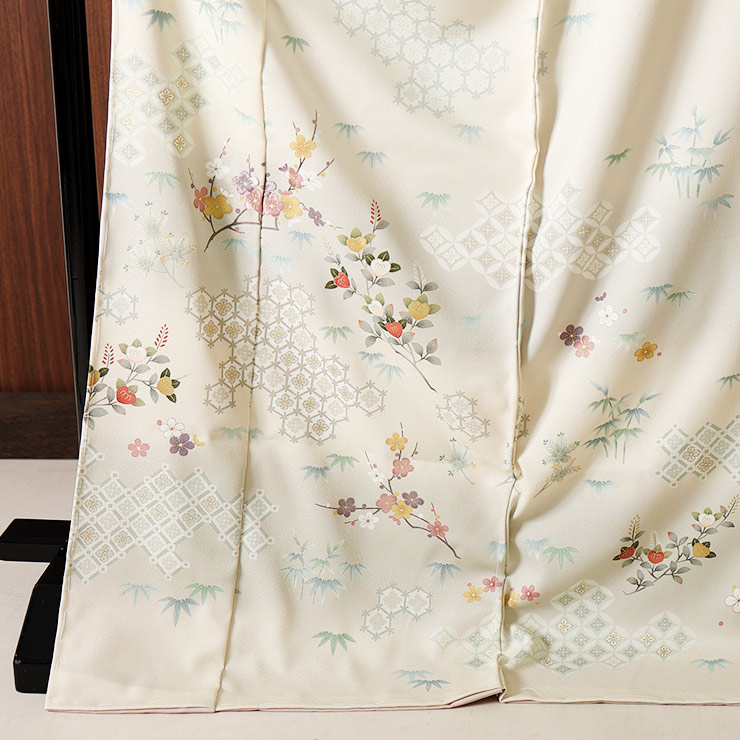 仮絵羽仕立て訪問着 オーダー 東レシルック 訪問着 枝梅に橘 (白練色