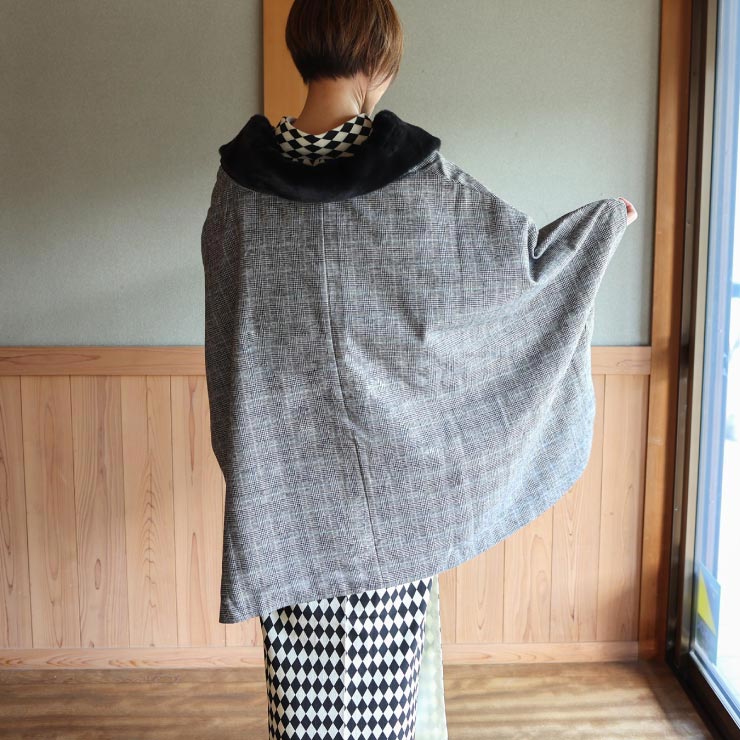 和洋兼用 JAPAN MODE 高級 ケープ コート グレンチェック (ファー 黒