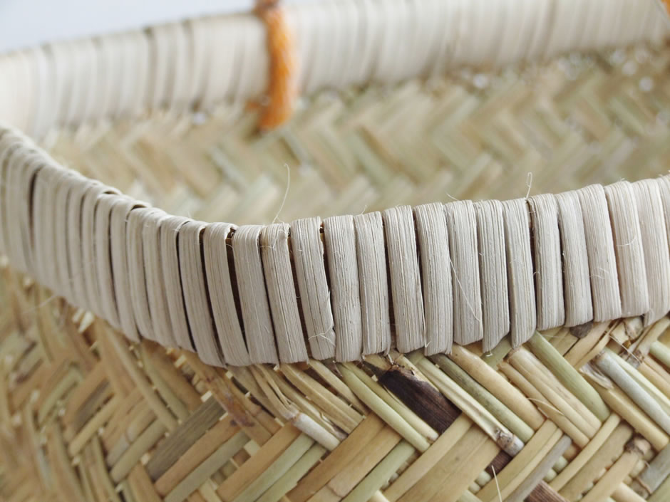 岩手県鳥越地区の竹細工 岩手県二戸 鳥越竹細工 スズ竹 市場かご 尺三