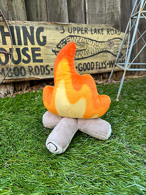 SNSでバズり中！ 焚き火 ぬいぐるみ ボンファイアー （全4種セット