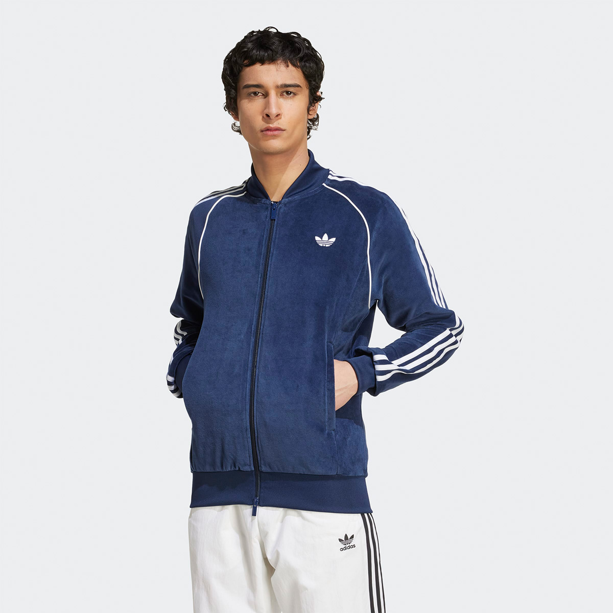 adidas Originals アディダス ベロア スーパースター SST アディカラー