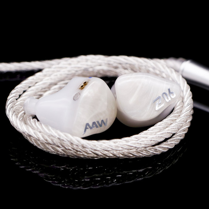 AAW Z06 Blanc Edition(Universal Fit) 有線イヤホン カナル型 リ