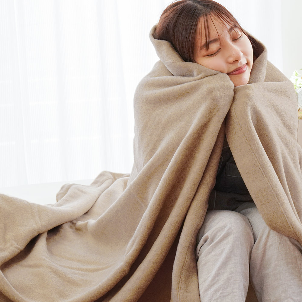 西川のカシミヤ40%ラム40%ウール20%の高級毛布 西川のカシミヤ40%ラム