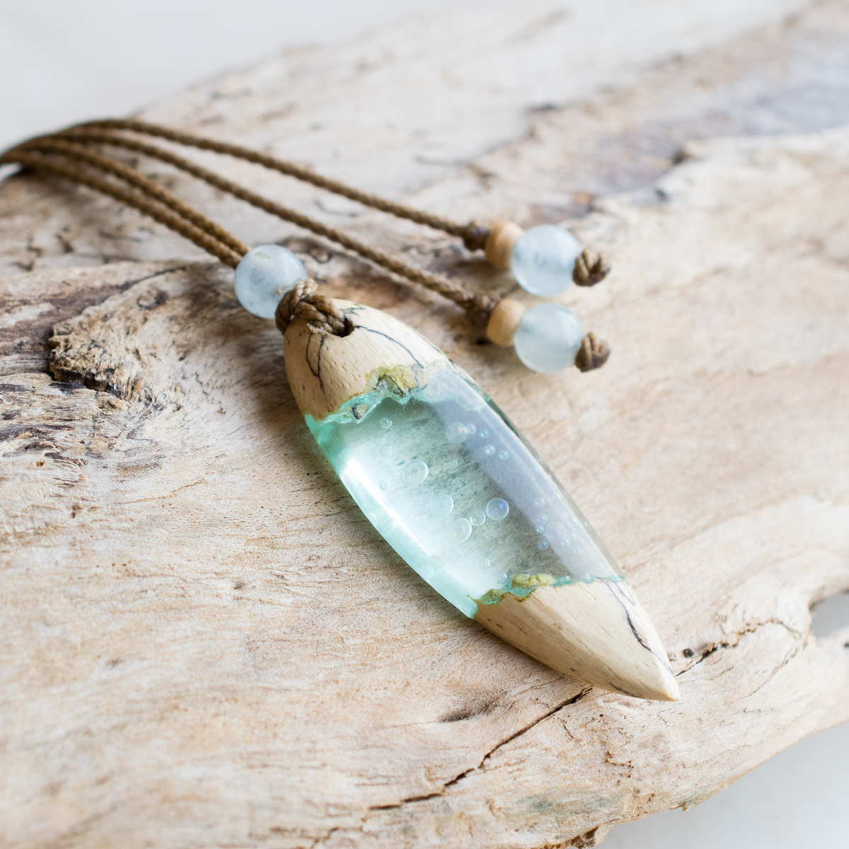 ウッドレジンネックレス サーフボード ブルー 青 海 サーフィン