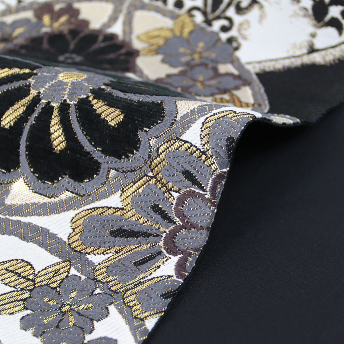 袋帯 振袖用 -22- 西陣織 大光 六通柄 絹混 白黒地/金 七宝・花柄