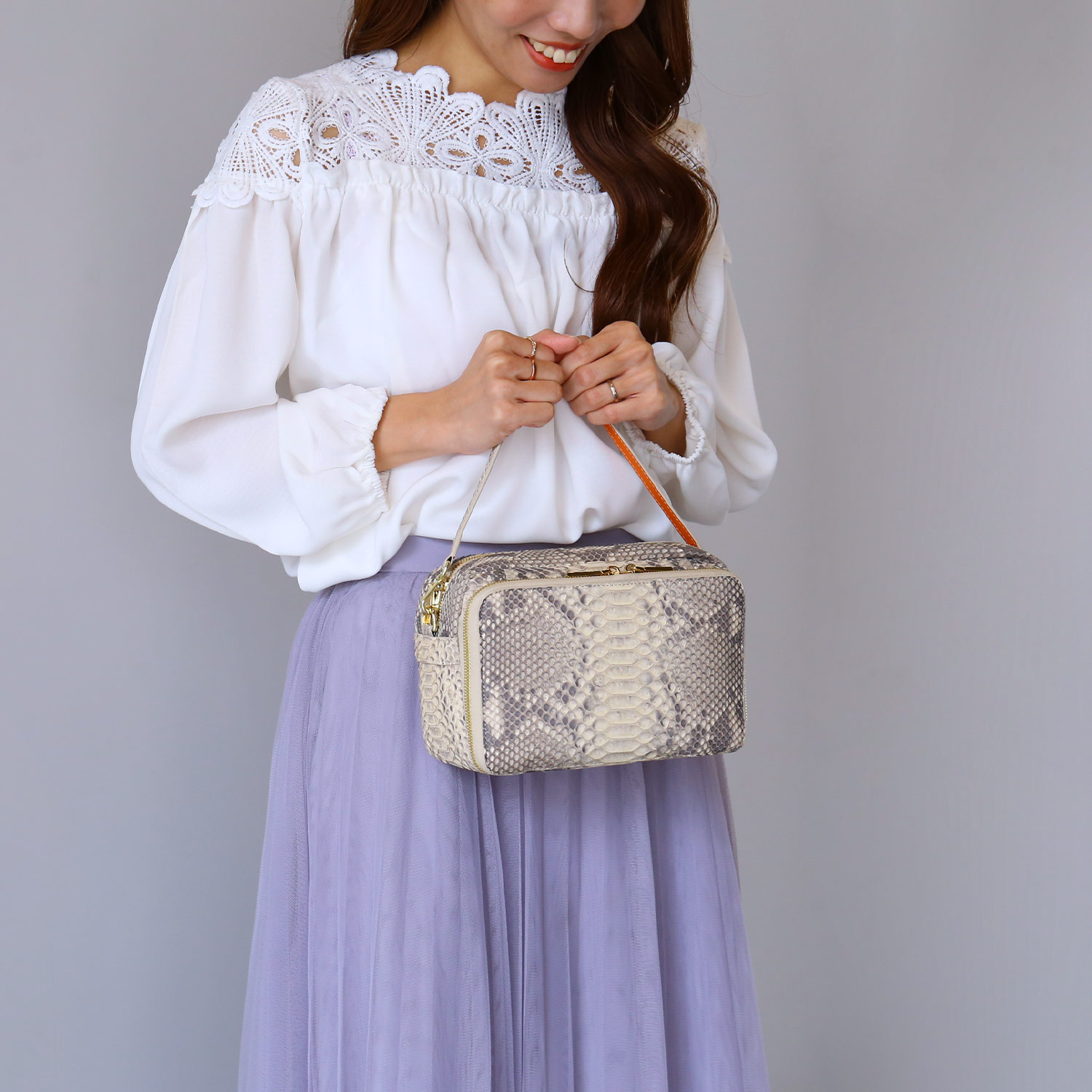 sankyo shokai（三京商会） ＜爆買＞パイソン ショルダーバッグ ［3