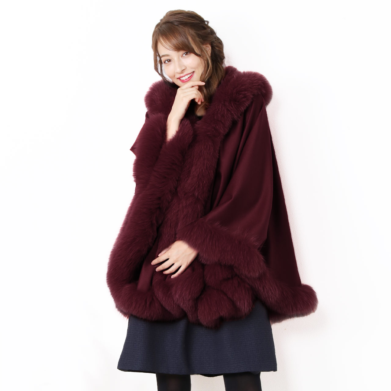 PIACENZA（ピアチェンツァ） カシミヤ ケープ SAGA フォックス ファー