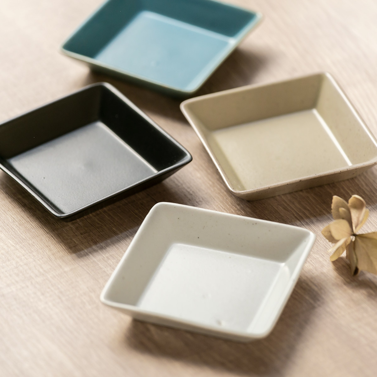 プレート 8.5cm S KASANE スクエア 陶器 （ 食洗機対応 皿 角皿 小皿