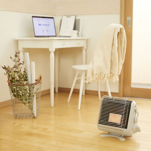 Iwatani（イワタニ） カセットガスストーブ ガスストーブ ストーブ