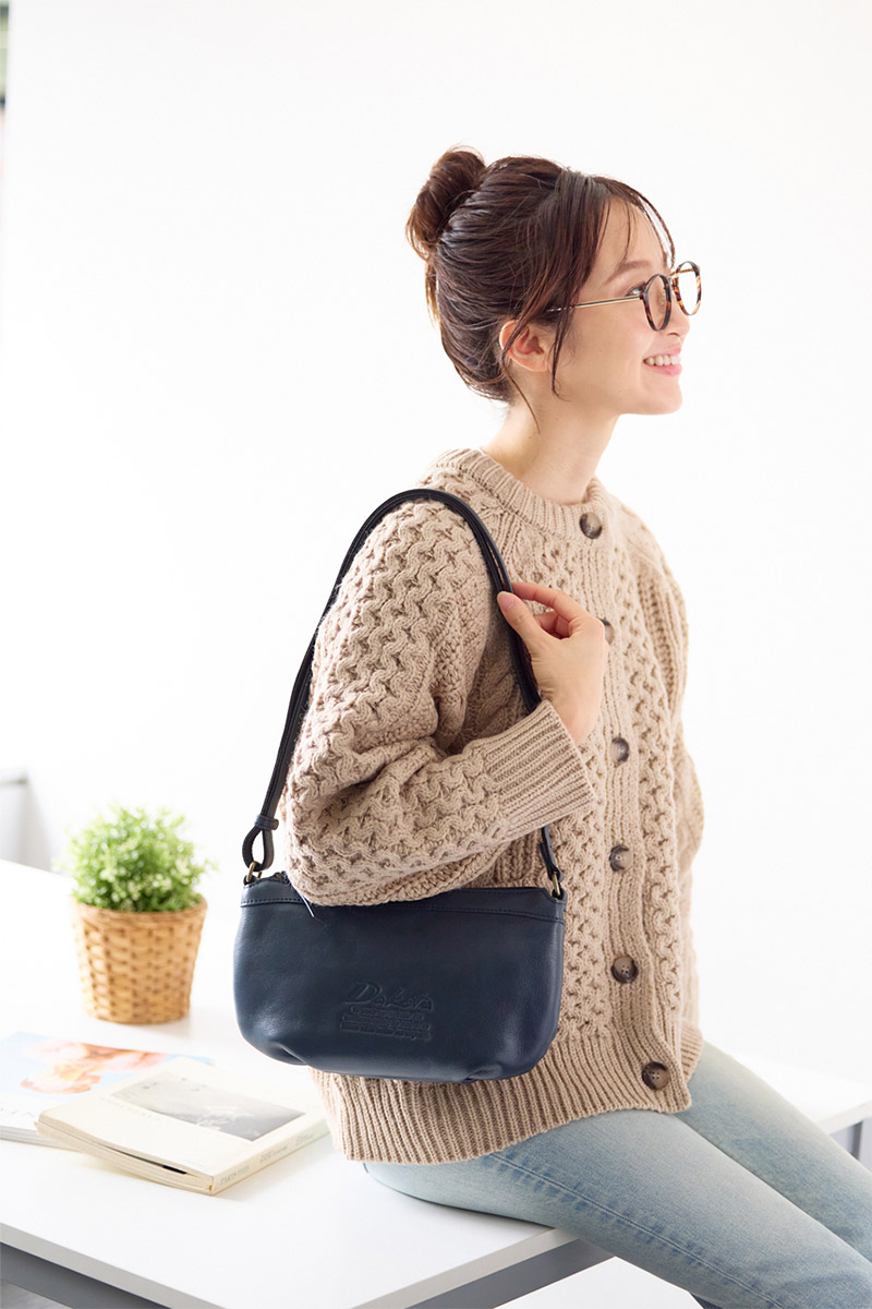 Dakota（ダコタ） 3年保証＋プレゼント付 ジェントリー ミニショルダー