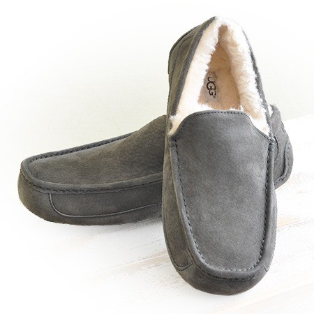 UGG（アグ） メンズ スリッポン ボア ムートンシューズ フラット