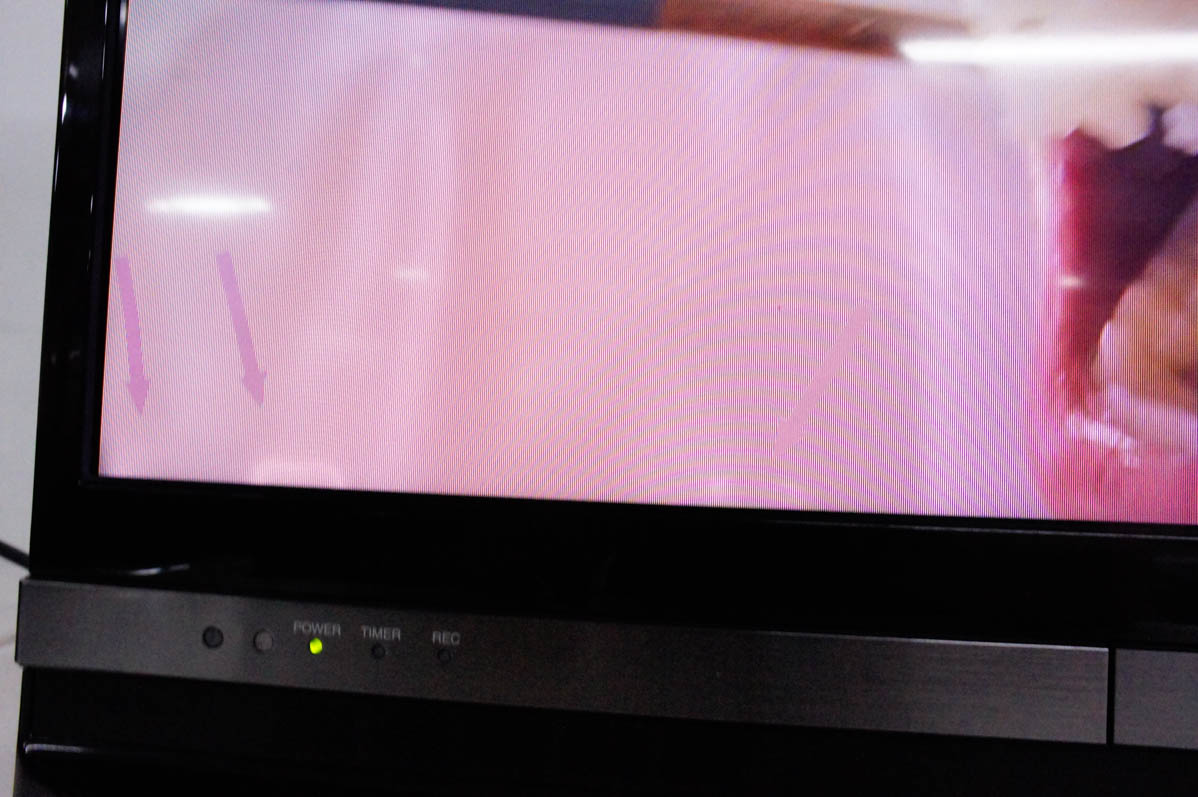 中古 C SHARPシャープ 32V型 地上・BS・110度CSデジタルハイビジョン