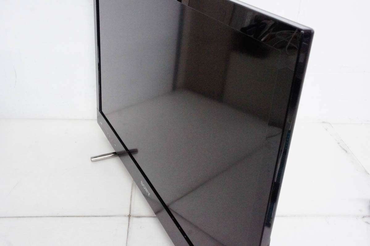中古 C SONYソニー 地上・BS・110度CSデジタルハイビジョン液晶テレビ