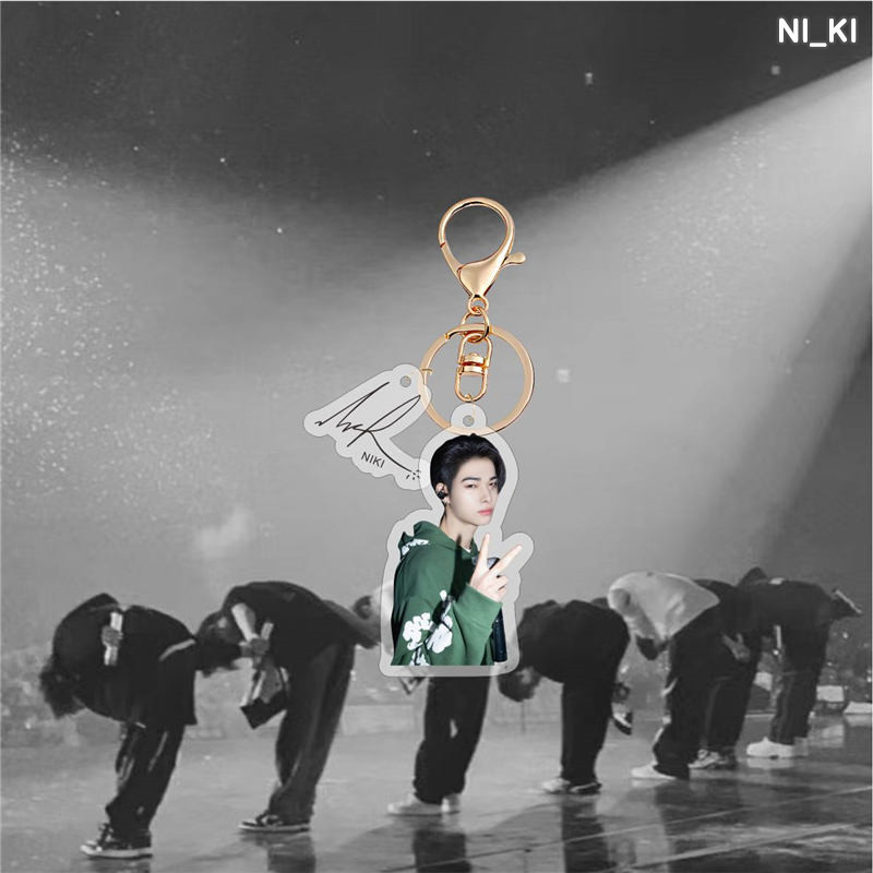 2番目半額 Enhypenグッズ キーリング エンハイプン 2025 アクリル