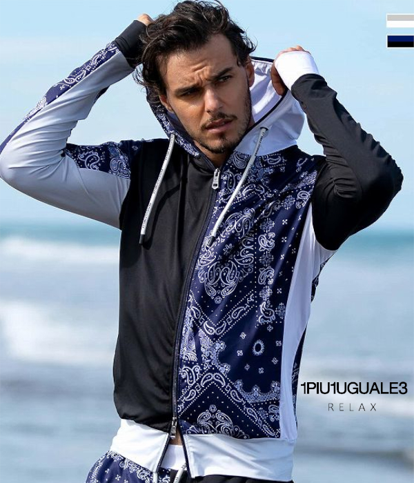 1PIU1UGUALE3 RELAX ウノピゥウノウグァーレトレ リラックス