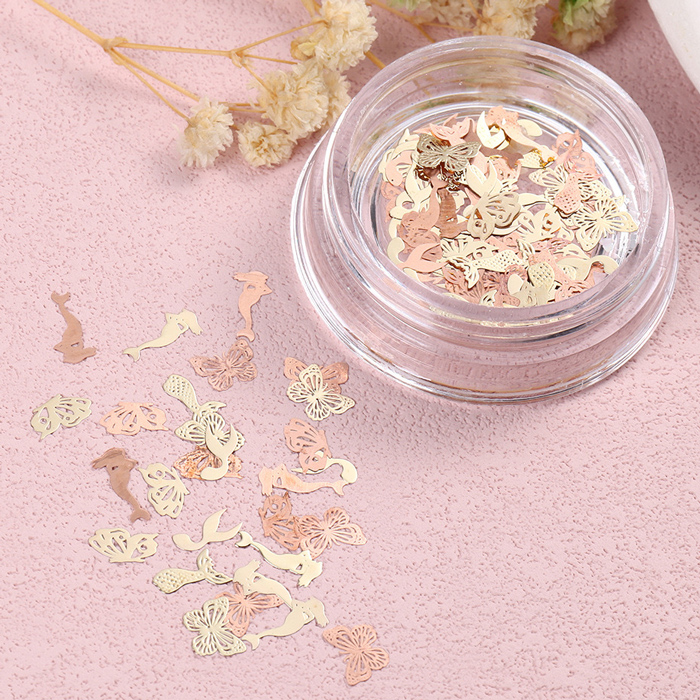 デコパーツ (100) ネイルパーツ 4種類 いちご さくらんぼ 唇 王冠 蝶々