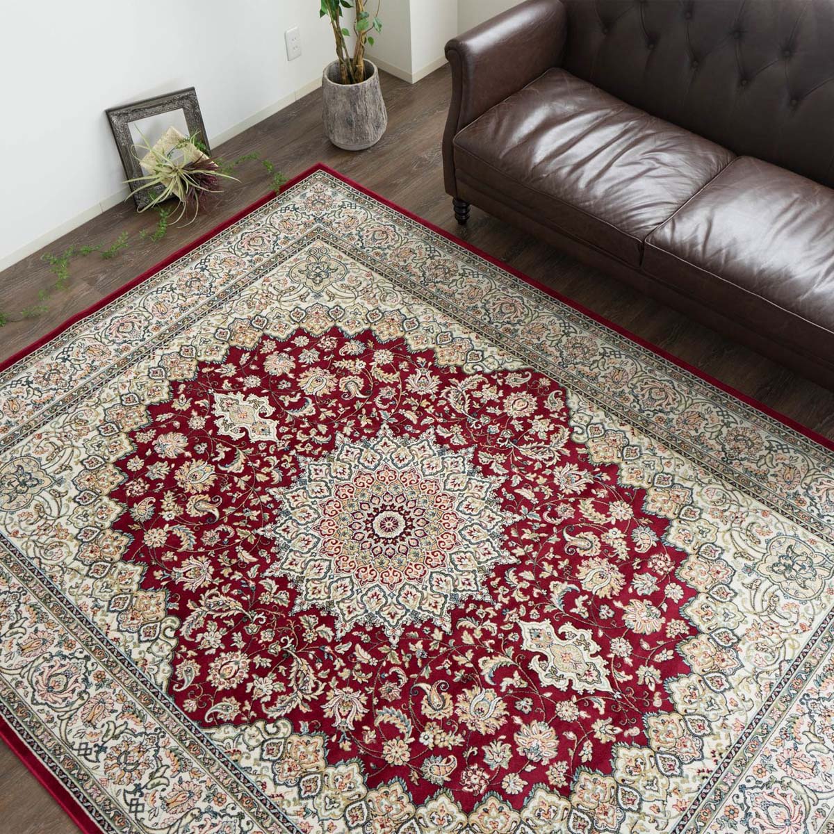 サヤンサヤン ラグ 3畳 絨毯 ベルギー製 カーペット 195x250