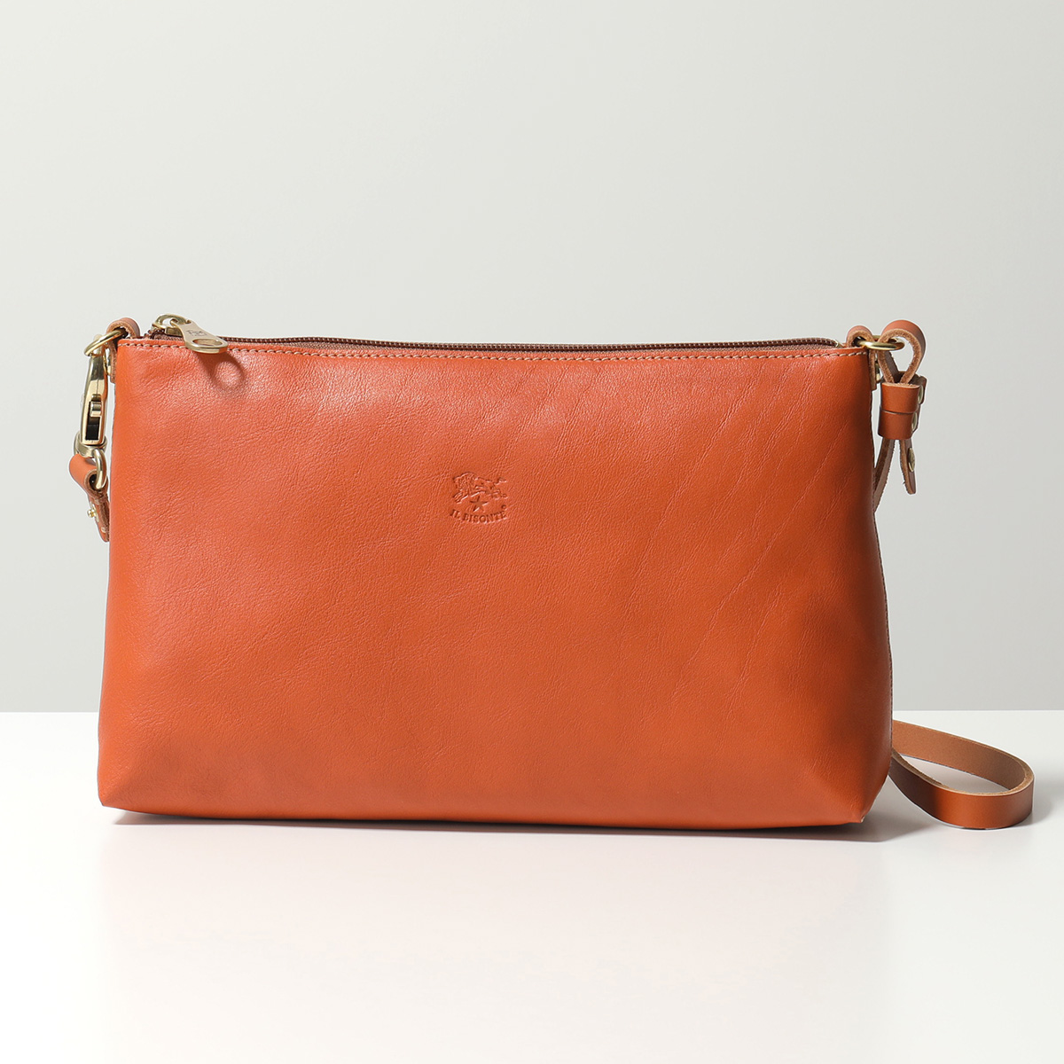 IL BISONTE（イルビゾンテ） ショルダーバッグ BSH092 PVX001