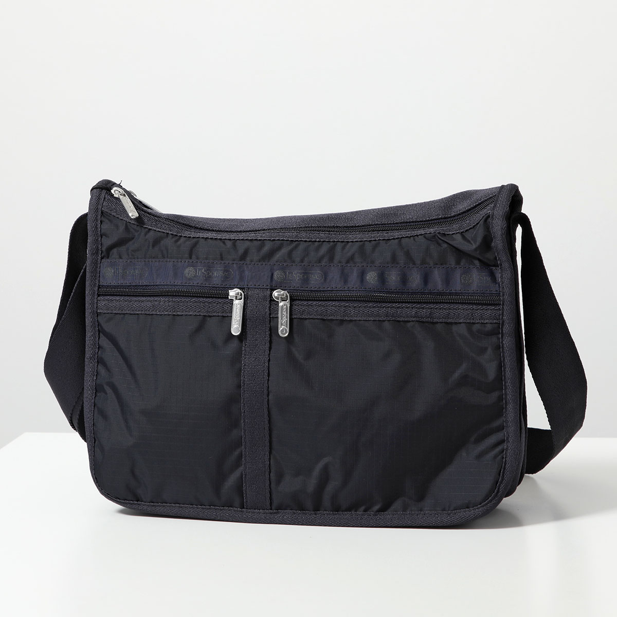 LeSportsac（レスポートサック） ショルダーバッグ DELUXE EVERYDAY
