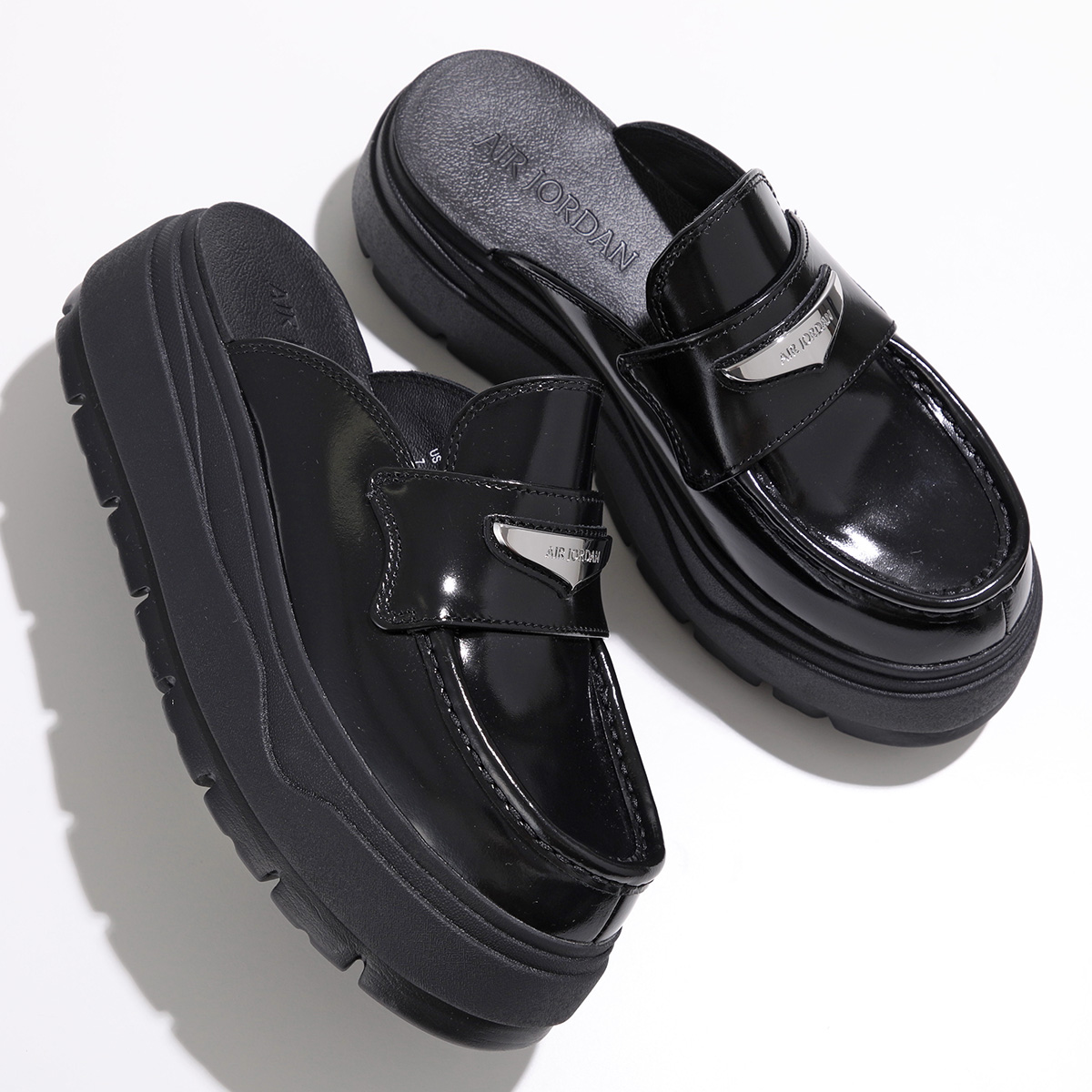 NIKE（ナイキ） ミュール HJ4292-001 WMNS AIR JORDAN MULE エア