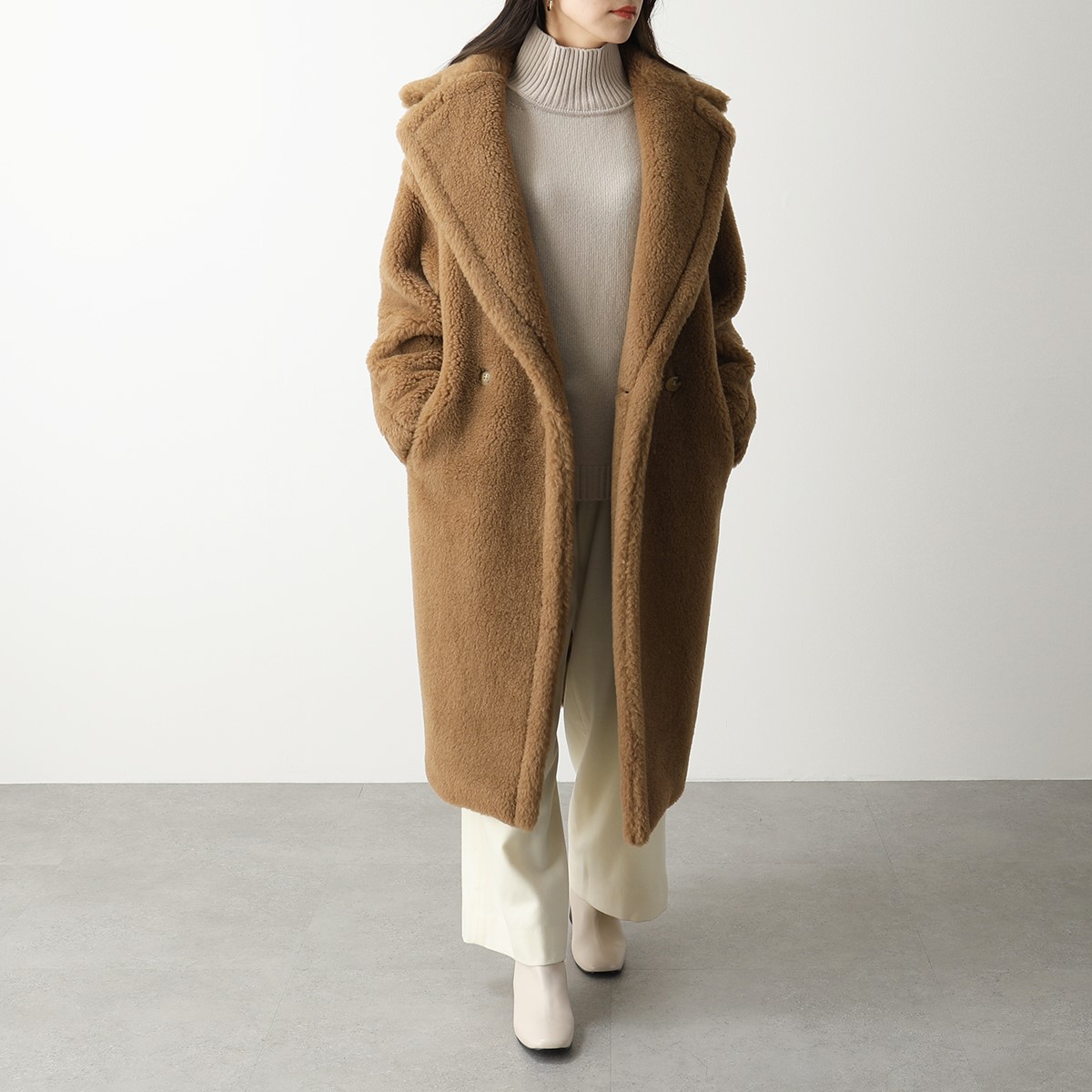 Max Mara（マックスマーラ） 【サイズ限定特価】MAX MARA ファーコート