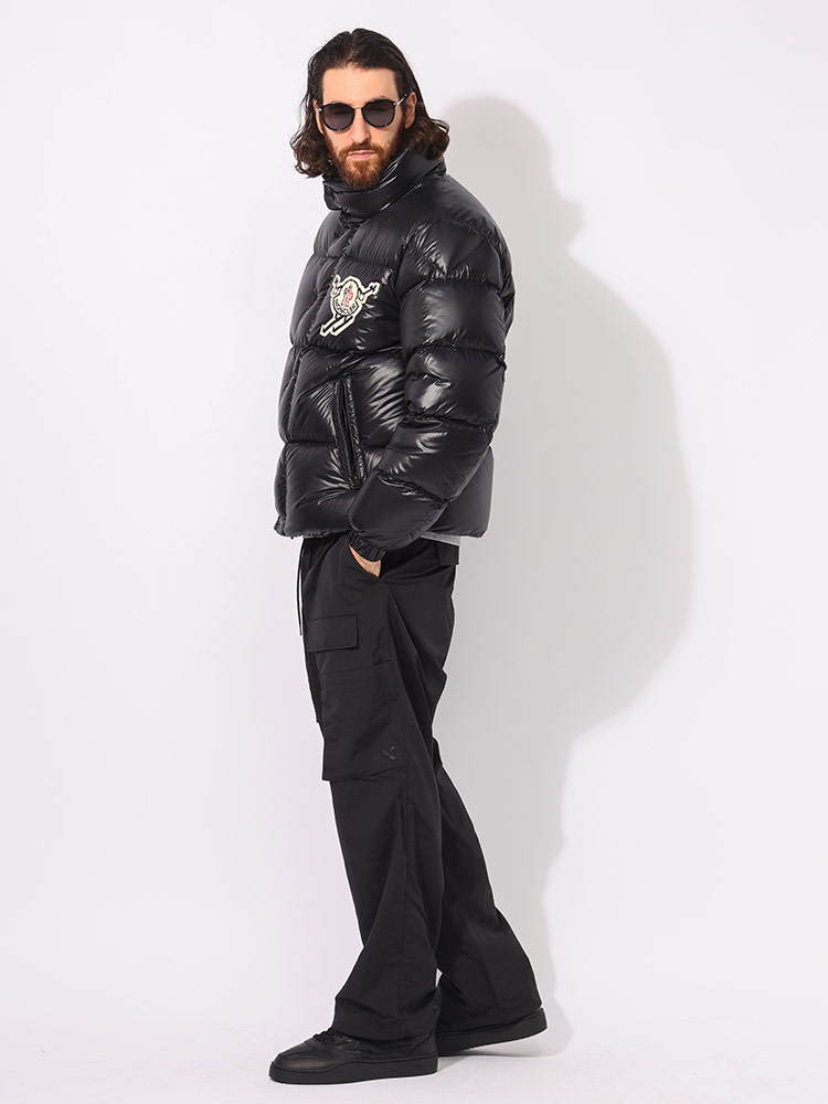 MONCLER（モンクレール） ダウンジャケット メンズスキーワッペン