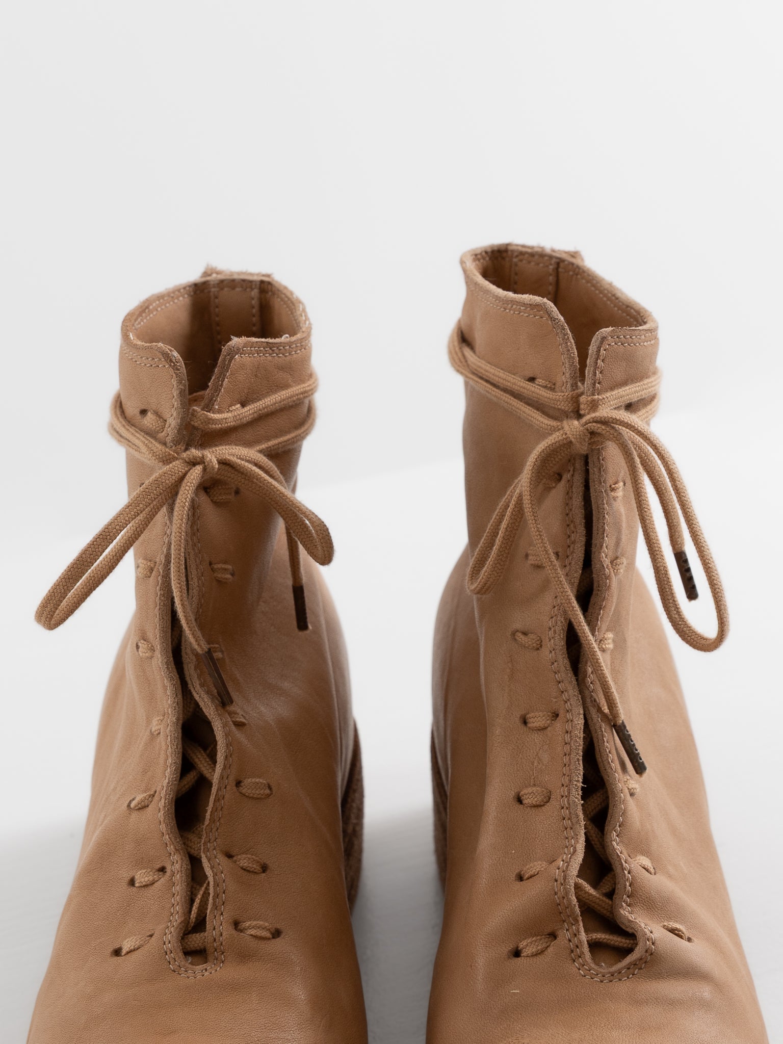 Guidi Lace Up Boot PL11L in Tan at Worthwhile
