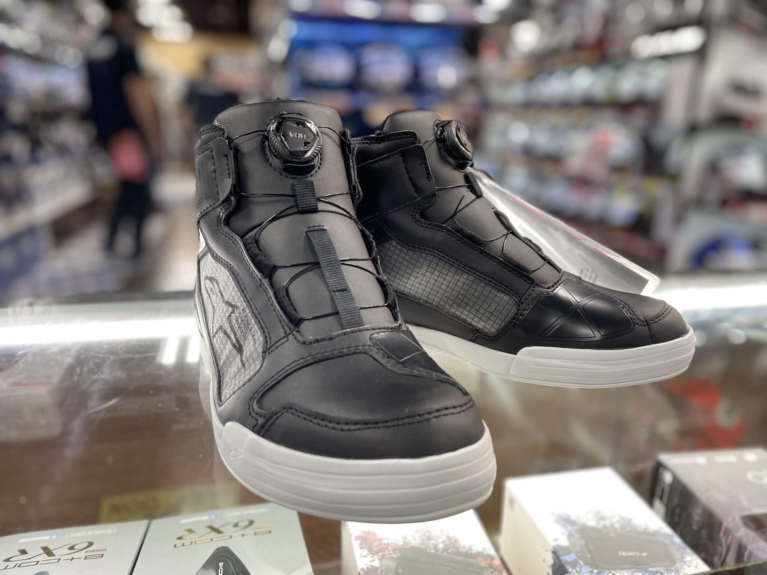 カジュアルで使いやすいシューズ入荷です！ | しゃぼん玉 -Shabondama-