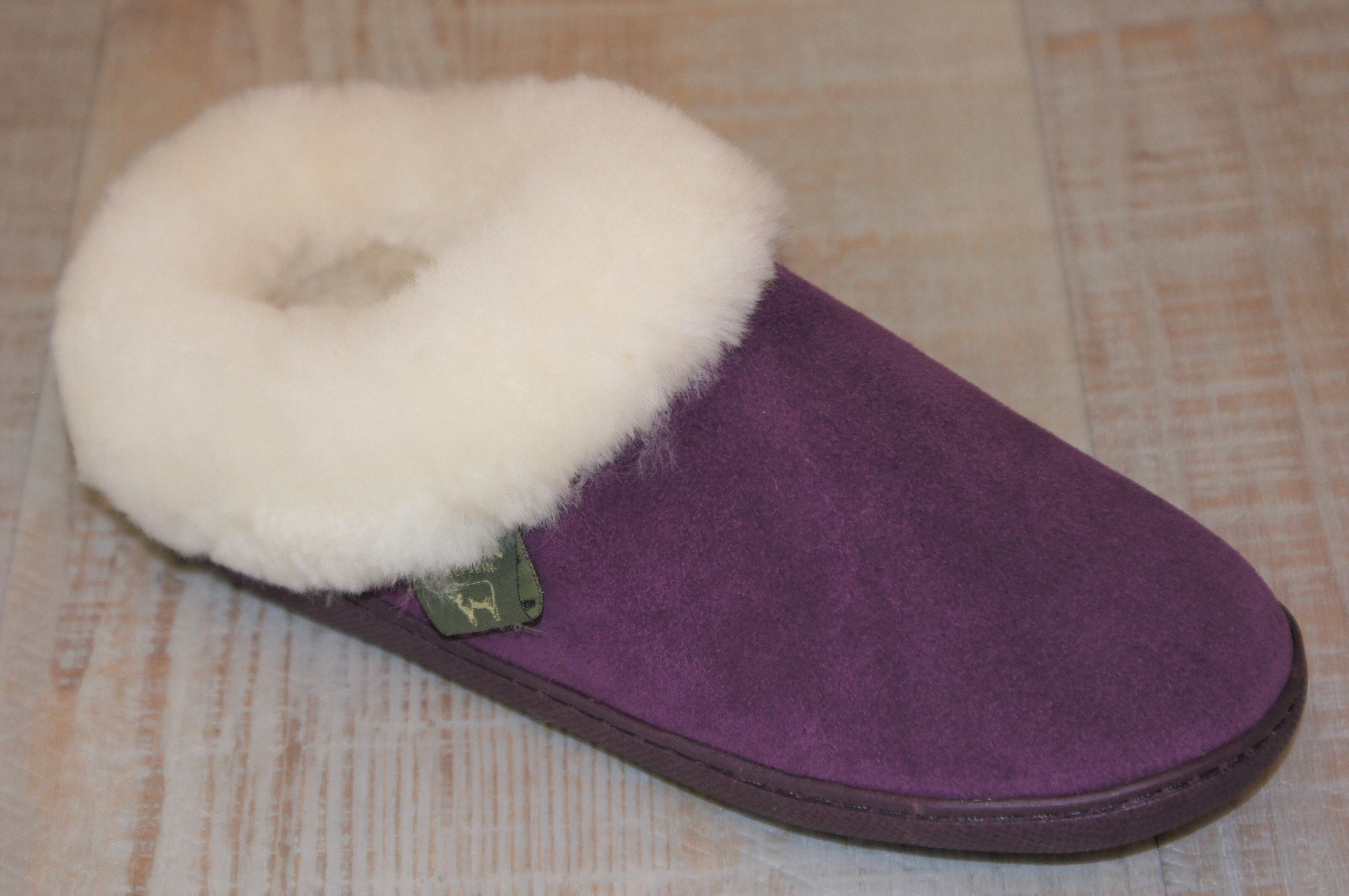Cloud Nine Sunrise Sheepskin Scuff - Sheepskin Slippers Berry