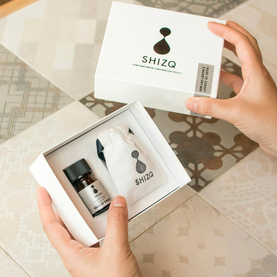 安眠のための国産杉のエッセンシャルオイル&ディフューザー ギフト