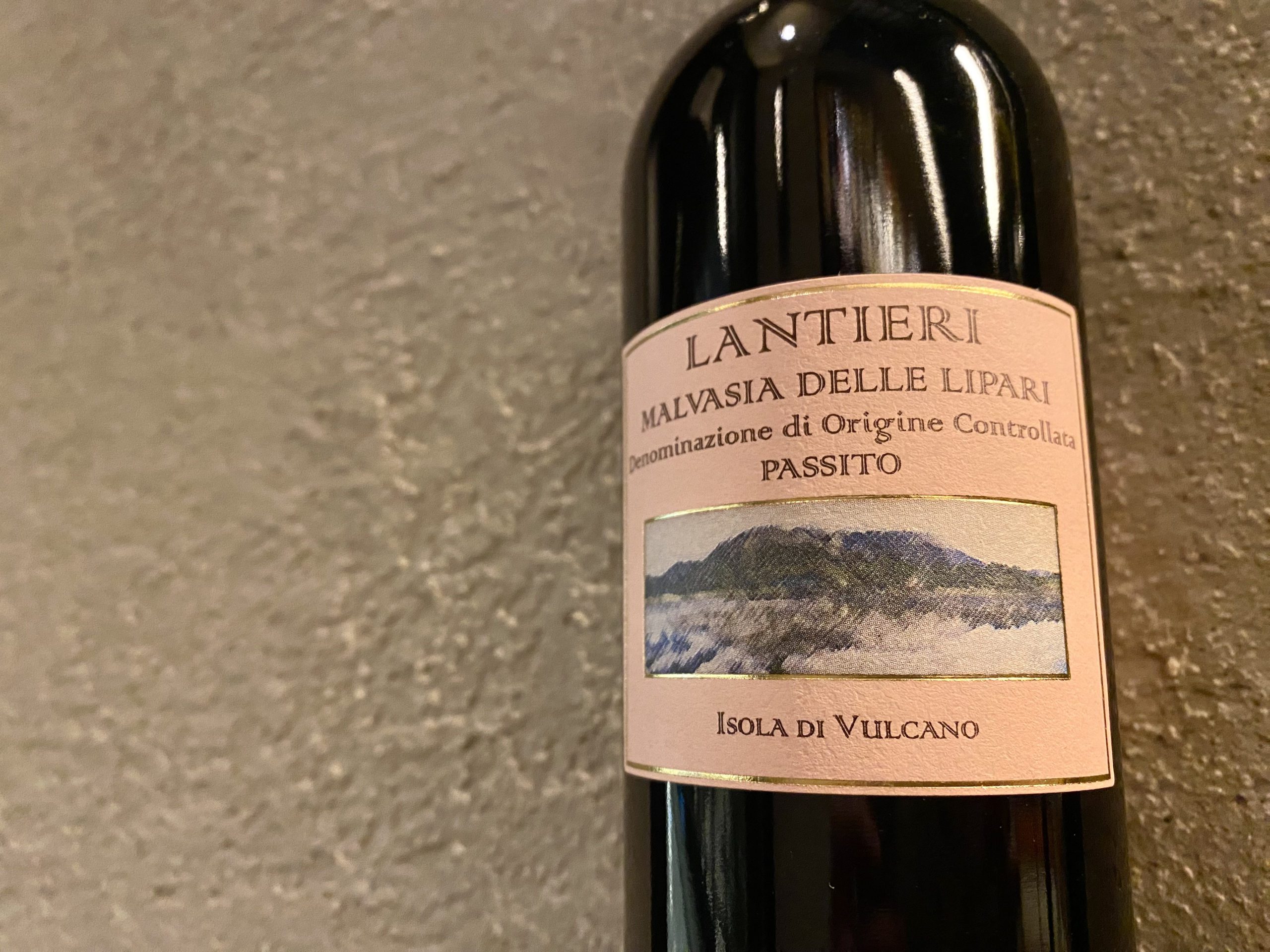 プンタ デルファラ ランティエリ マルヴァジア デッレ リーパリ 2012