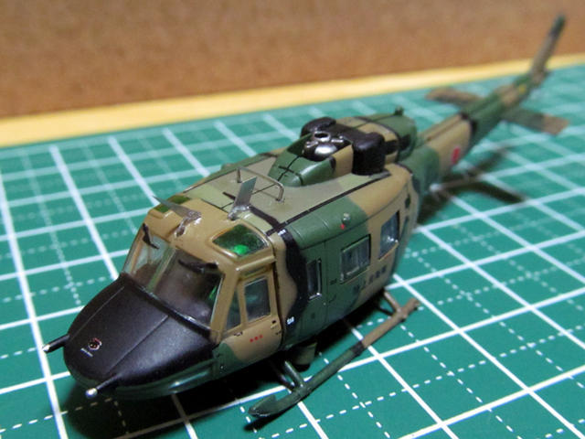 1/144 技MIX「UH-1J 映像伝送システム & UH-1H 地雷散布」 トミーテック技MIX 航空機シリーズ UH-1J 87式地雷散布装置搭載機 | 猫