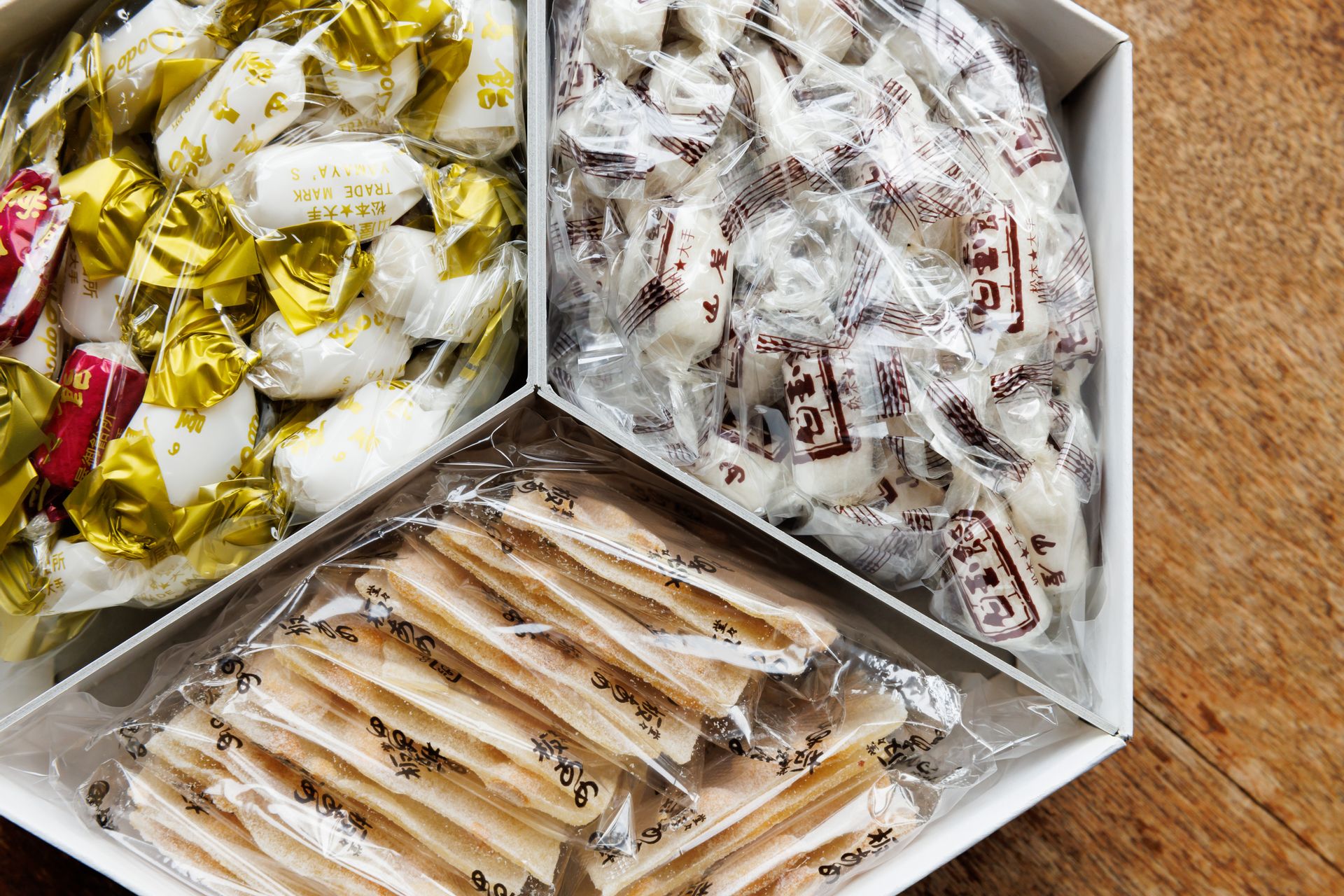 松本の飴文化を後世に。山屋御飴所の「板あめ」と新たな挑戦 : SHUN