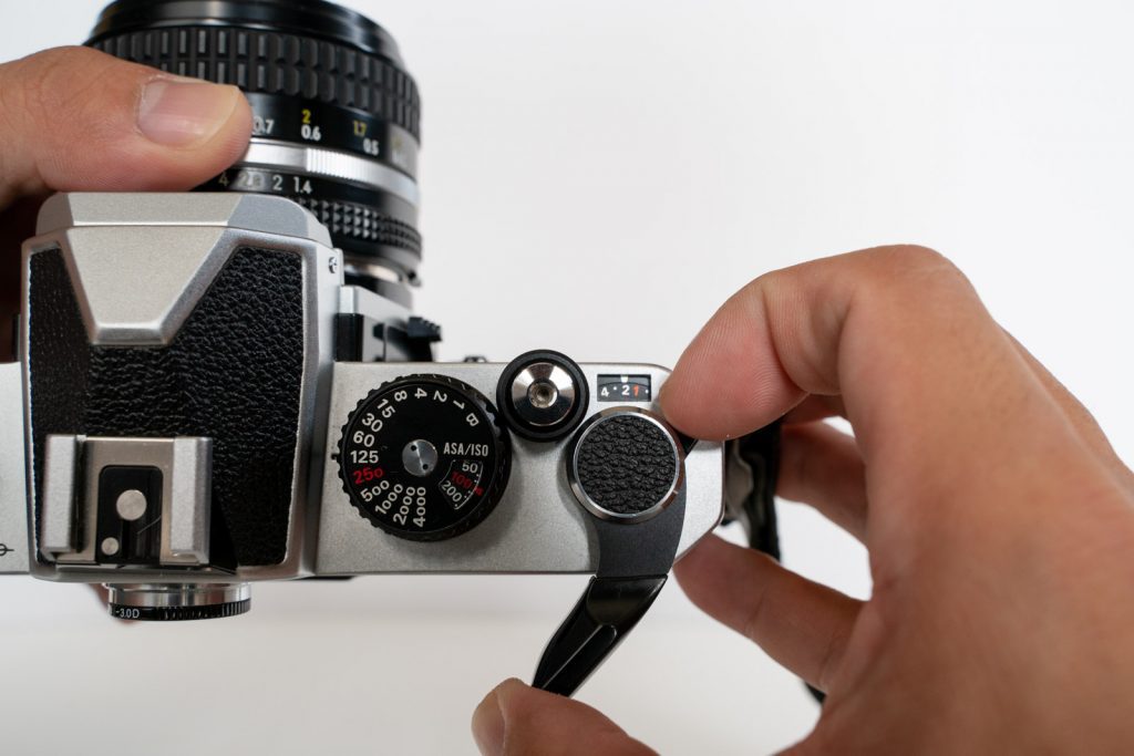 フィルムカメラ「Nikon NewFM2」は初心者向けでもあり、完成形でもある