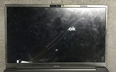 dynabook W6MZMV7EBLの液晶割れ・液漏れ症状の修理事例｜東京都