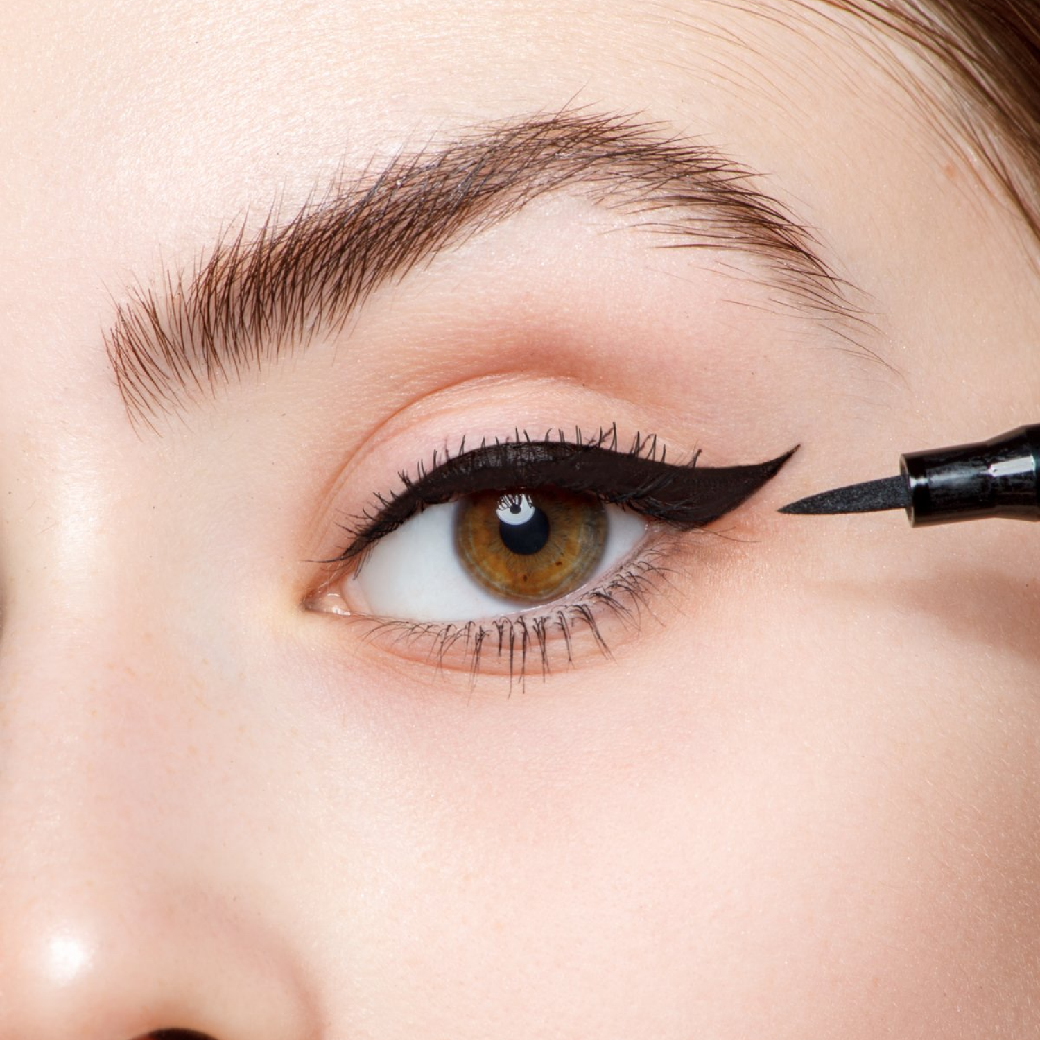 ラッシュアディクト ラシャス ラッシュ ライナー｜アイライナー［公式