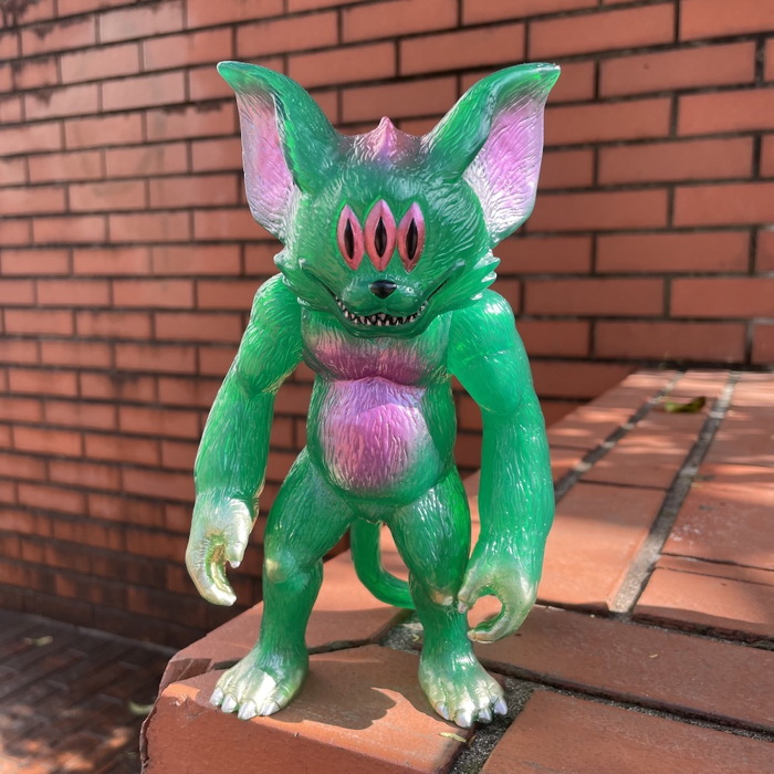 T-BASE渋谷道玄坂店にてアートジャンキーとPEACH HELLが「師弟展」開催